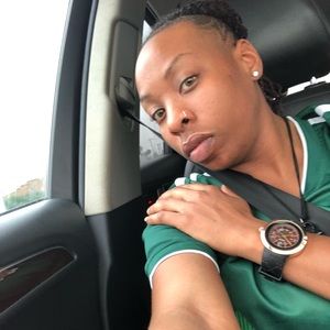 Meet your Posher, Dara